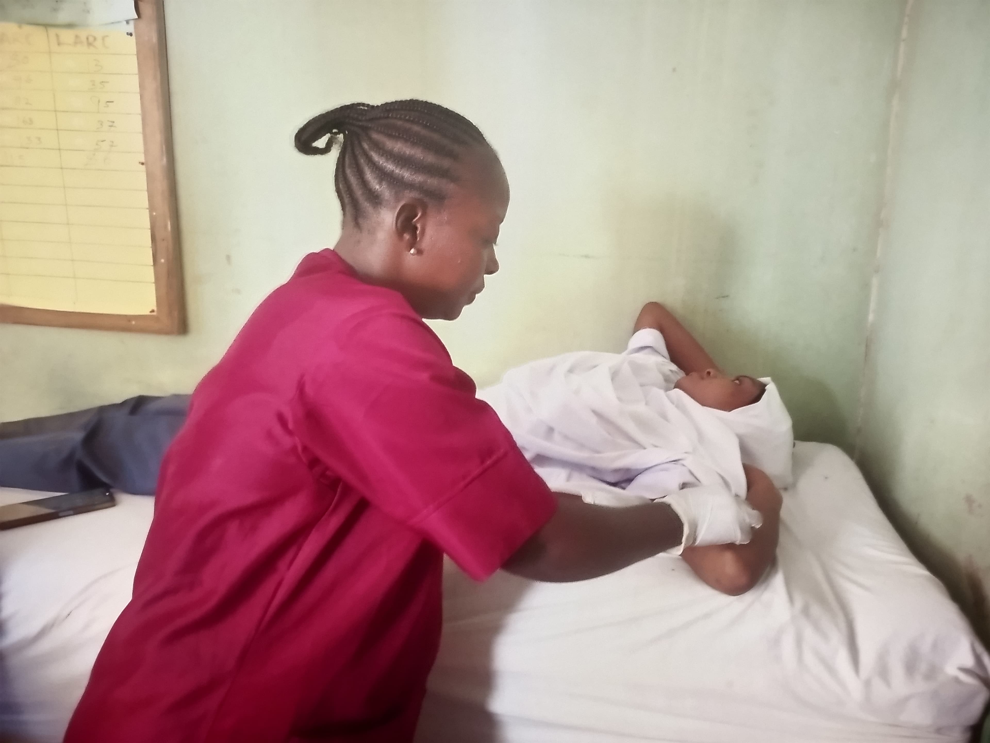 FAMILY PLANING: MY HUSBAND ENCOURAGES ME TO CHANGE METHOD, MARRIED STUDENTS TELLS HER STORY