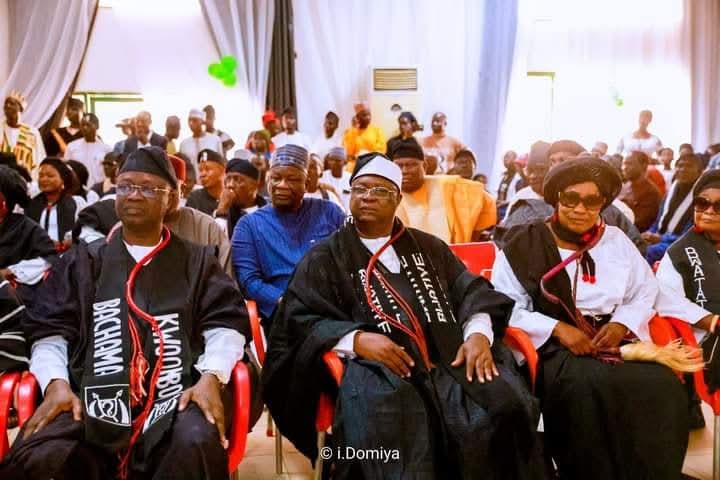Gov. Fintiri Reaffirms Commitment for Peaceful Co-existence As Bwatiye Kingdom Visit
